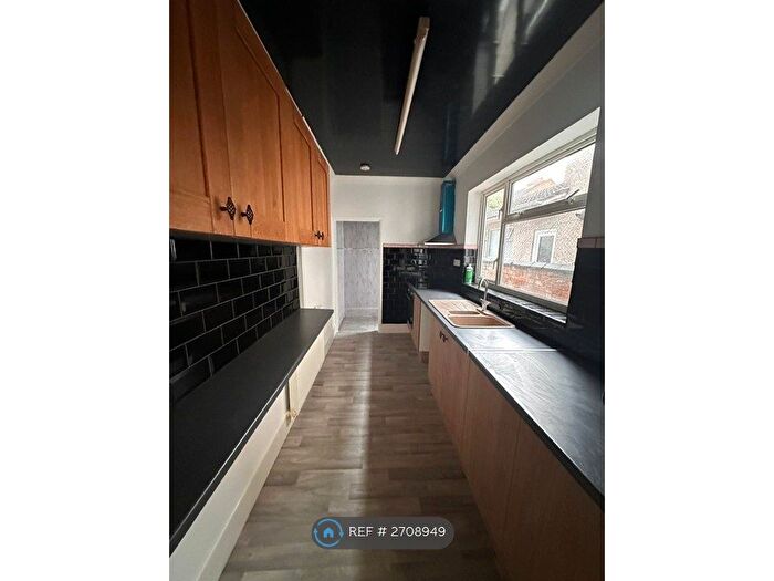 1 Bedroom Flat To Rent In Harley Street, Coventry, CV2