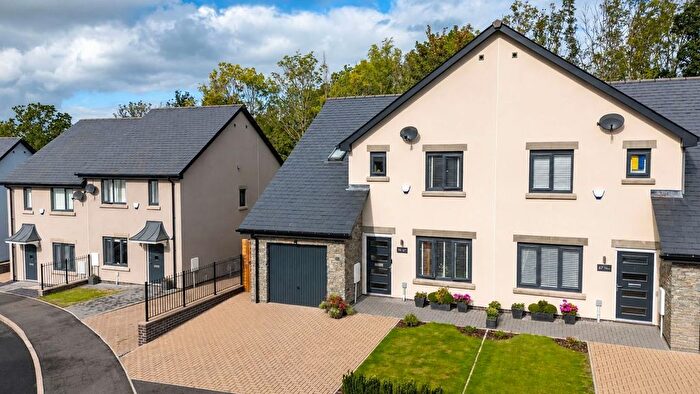3 Bedroom Semi Detached House For Sale In Hoggan Park, Brecon, LD3