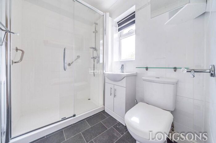 2 Bedroom Detached Bungalow For Sale In Kingsfisher Way, Watton, IP25