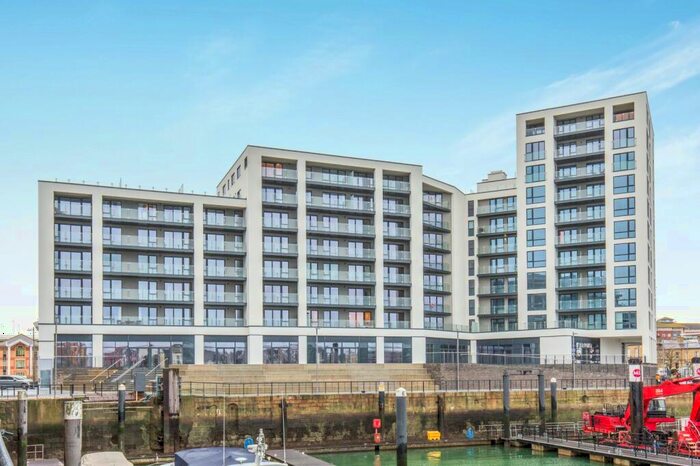 2 Bedroom Property To Rent In Alexandra Wharf, SO14