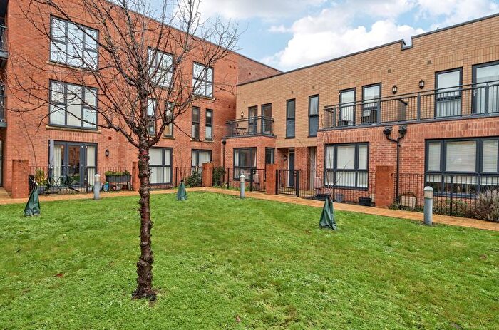 3 Bedroom End Terrace House For Sale In Liberator Place, Chichester, PO19