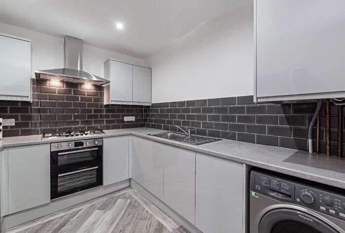 5 Bedroom Apartment To Rent In Hartington Road, Liverpool, Merseyside, L8