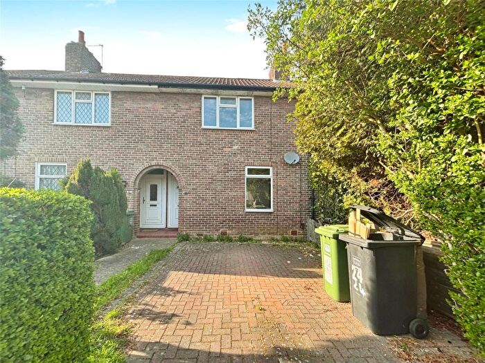 2 Bedroom Terraced House To Rent In Roundtable Road, Bromley, BR1