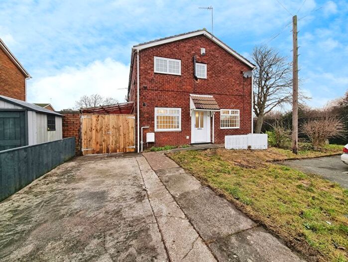 3 Bedroom End Of Terrace House For Sale In Kidlandlee Place, Newbiggin Hall, NE5