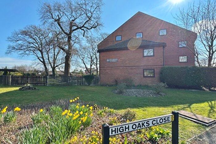 1 Bedroom Flat To Rent In High Oaks Close, Locks Heath, Southampton, SO31