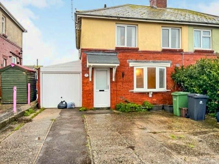 3 Bedroom Semi-Detached House To Rent In North Road, Weymouth, Dorset, DT4