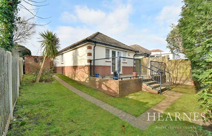 2 Bedroom Detached Bungalow For Sale In Daws Place, Bournemouth, BH11