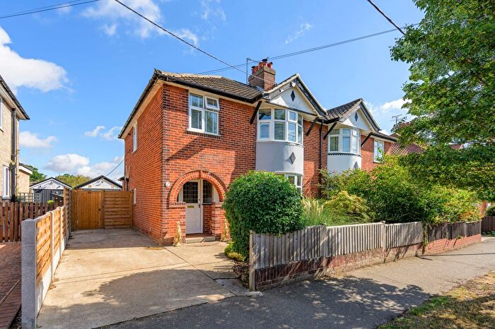 3 Bedroom Semi-Detached House For Sale In Chilton Avenue, Stowmarket, IP14