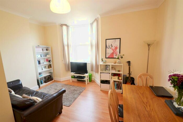 1 Bedroom Apartment To Rent In Farm Road, Hove, BN3