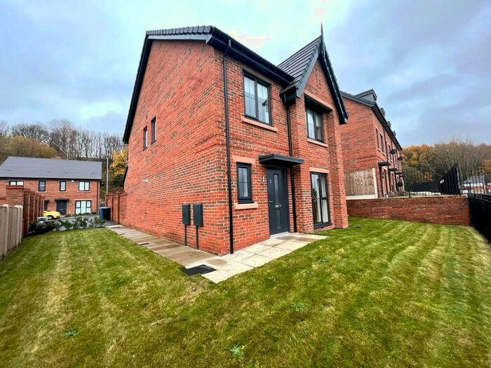 4 Bedroom Detached House To Rent In Kersal Wood Avenue, Salford, M7