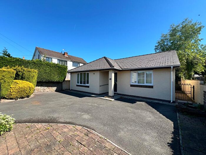 3 Bedroom Detached Bungalow For Sale In North Street, Abergavenny, NP7