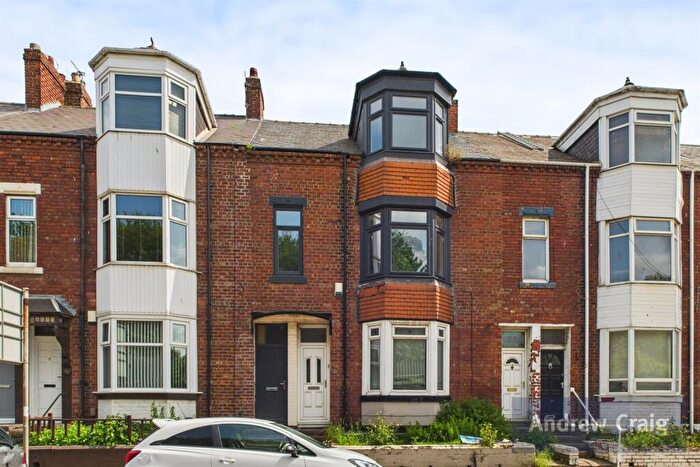 5 Bedroom Maisonette To Rent In Thornton Avenue, South Shields, NE33