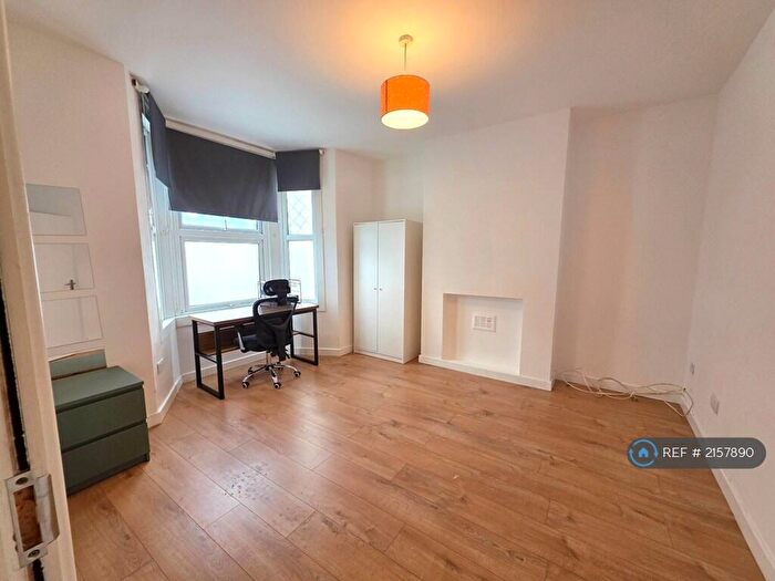 3 Bedroom Terraced House To Rent In Woolwich Road, London, SE7