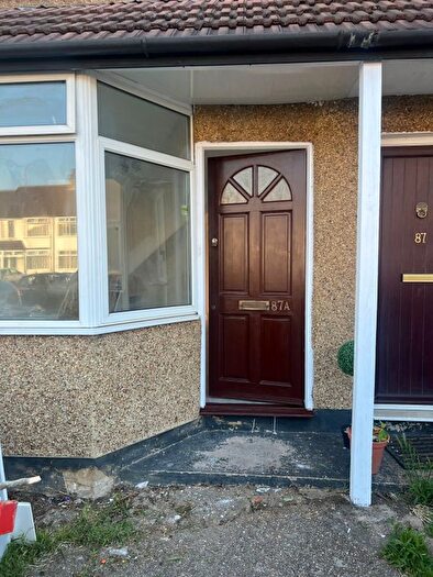 2 Bedroom End Terrace House To Rent In Harrow, HA2