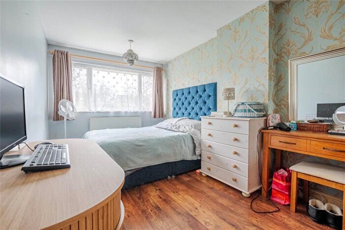 3 Bedroom Terraced House For Sale In Tyne Square, Bletchley, MK3