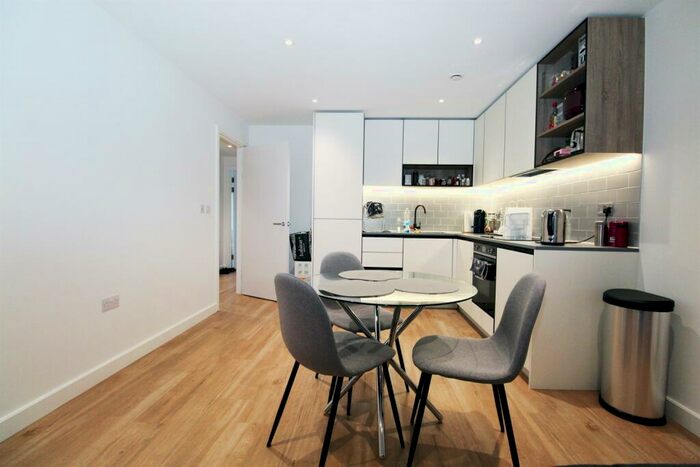 2 Bedroom Apartment To Rent In Fairbank House, NW9