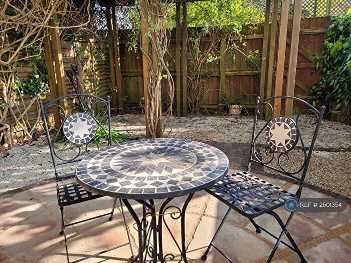 4 Bedroom Terraced House To Rent In Northcroft, Cheltenham, GL50