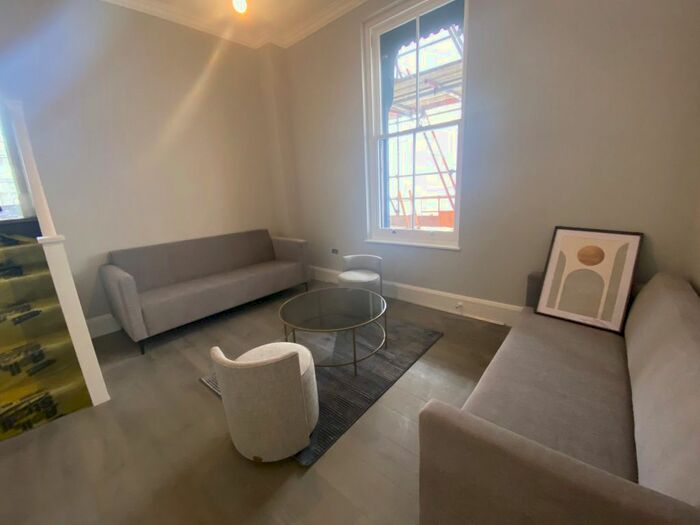 1 Bedroom Flat To Rent In Collingham Road, London, SW5