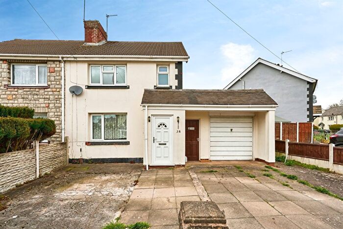 3 Bedroom Semi Detached House For Sale In Tyler Road, Willenhall, WV13
