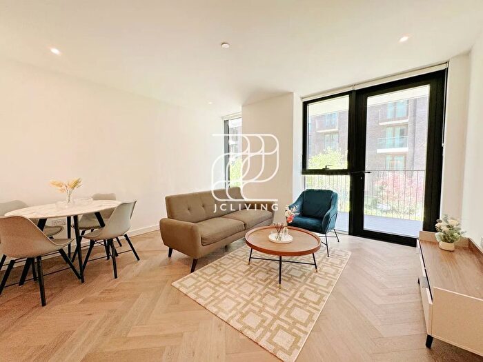 1 Bedroom Flat To Rent In Gauging Square, E1W