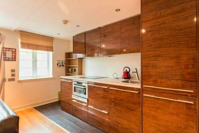 2 Bedroom Flat To Rent In Low Pavement, Nottingham, NG1