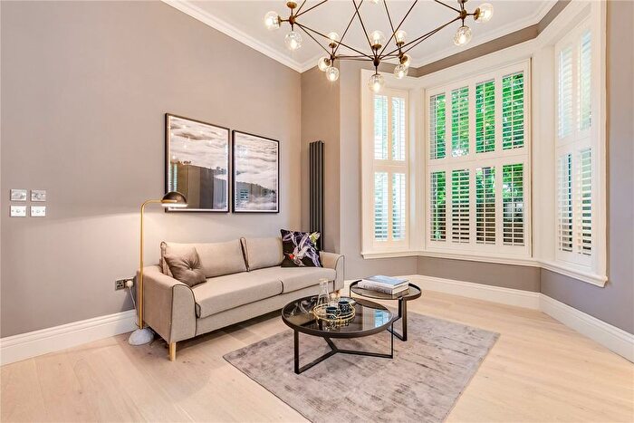 2 Bedroom Flat For Sale In Finborough Road, Earls Court, SW10