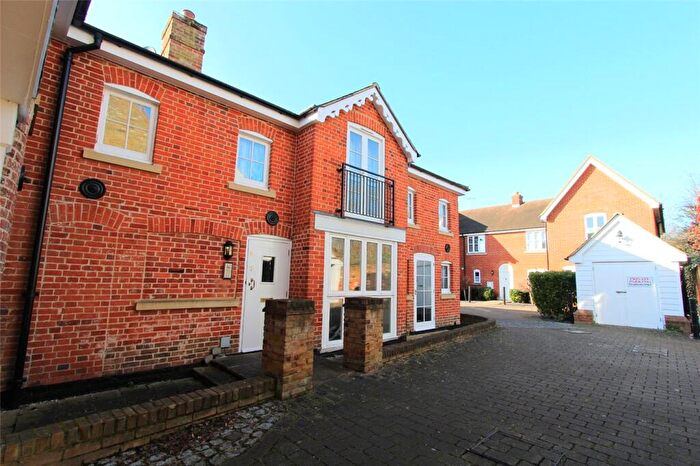 2 Bedroom Apartment To Rent In Winterbon Mews, Rochford, Essex, SS4
