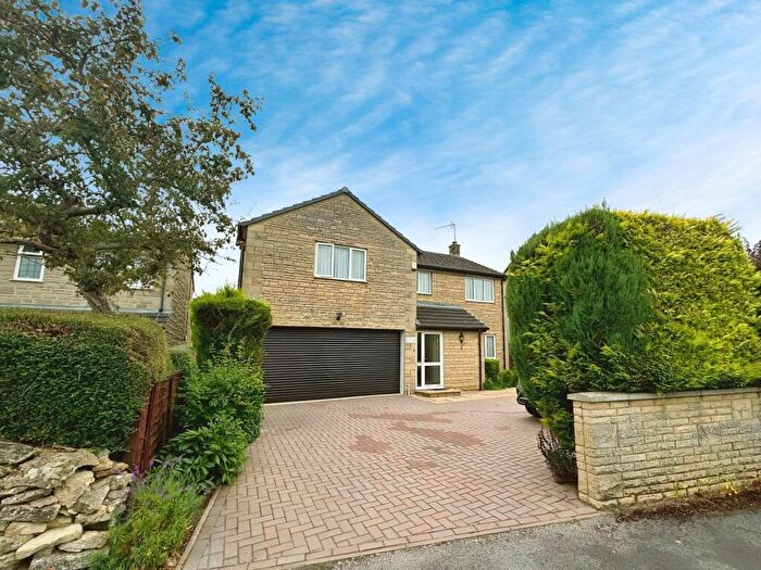 4 Bedroom Detached House For Sale In Park Close, Middleton Stoney, Bicester, Oxfordshire, OX25