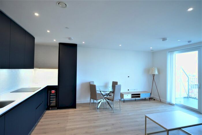 2 Bedroom Flat To Rent In Beresford Avenue, Wembley, HA0