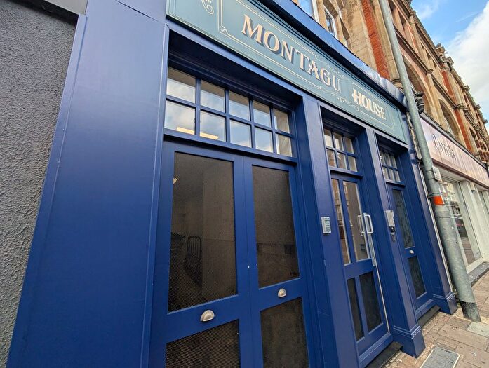 2 Bedroom Flat To Rent In Montagu Street, Town Centre, Kettering, NN16