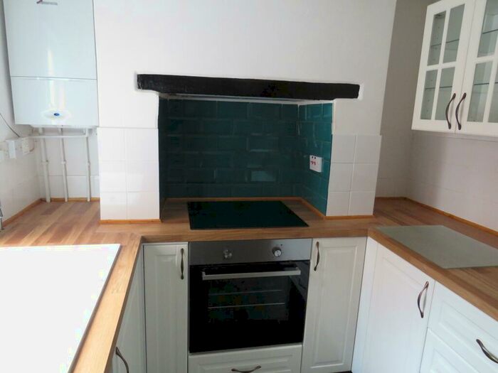 2 Bedroom Cottage To Rent In Buckingham, MK18