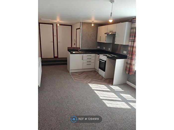 Studio To Rent In Broughton Road, Banbury, OX16