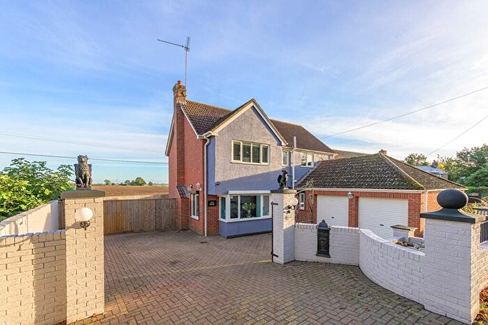 5 Bedroom Detached House For Sale In High Road, Newton, Wisbech, Cambs, PE13