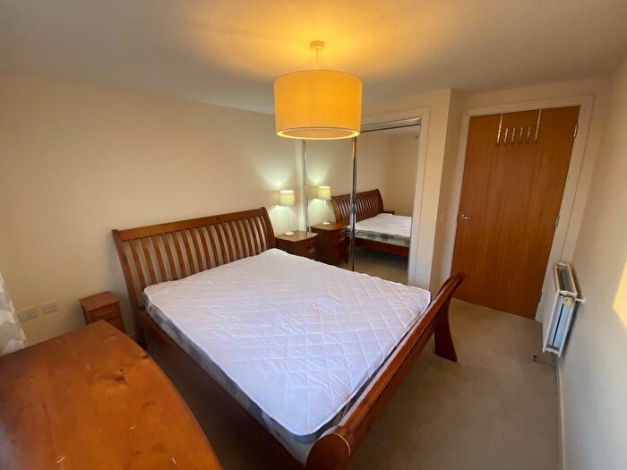 2 Bedroom Flat To Rent In Dee Village, Millburn Street, AB11