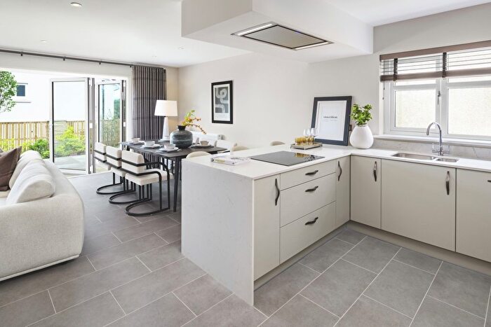 5 Bedroom Detached House For Sale In "Dewar Ic" At Inchbrae, Erskine, PA8