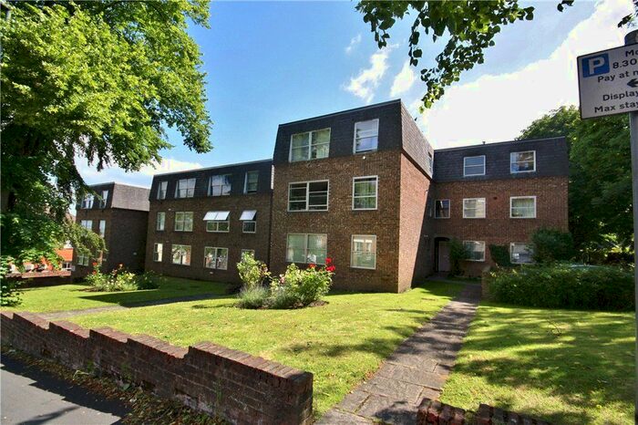 1 Bedroom Flat To Rent In Jenner Road, Guildford, Surrey, GU1