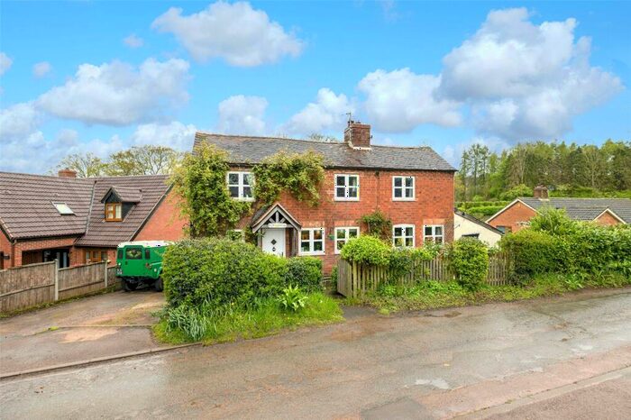 3 Bedroom Detached House For Sale In Bromsberrow Heath, Ledbury, Herefordshire, HR8