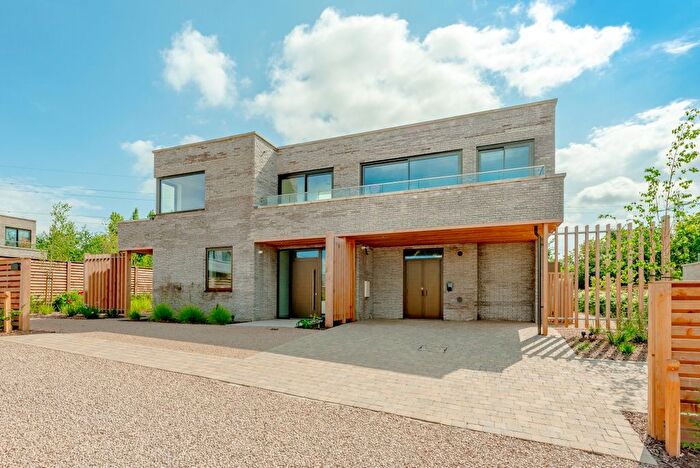 5 Bedroom Detached House To Rent In Bob Lane, Haywarrds Heath, RH17