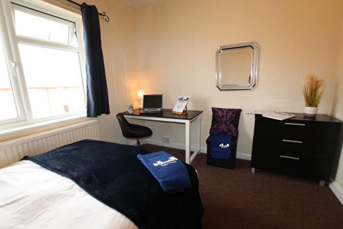 5 Bedroom Terraced House To Rent In Cranford Road, Kingsthorpe, NN2