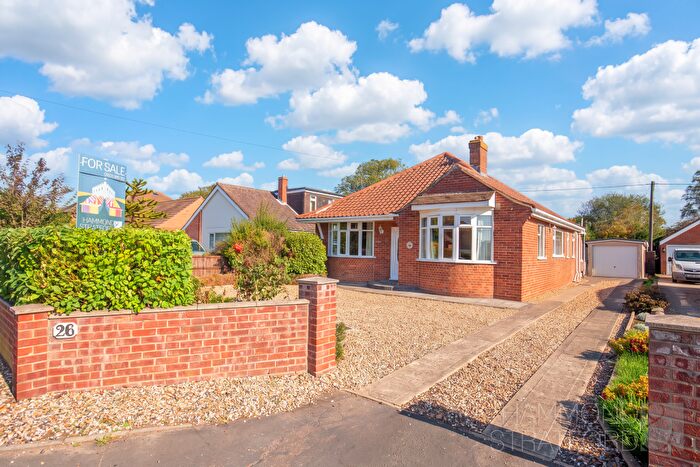 3 Bedroom Bungalow For Sale In New Road, Hethersett, NR9