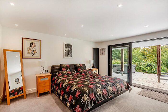 4 Bedroom Detached House For Sale In St. Peters Road, Flushing, Falmouth, TR11