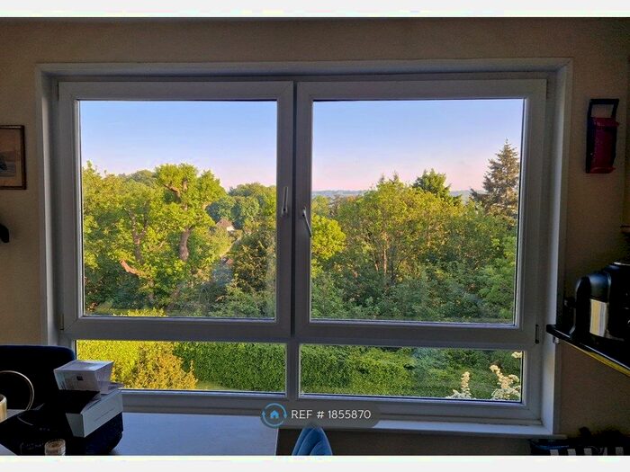 3 Bedroom Terraced House To Rent In Hill Court, Godalming, GU7