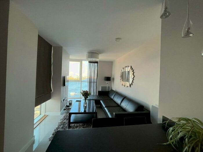 2 Bedroom Apartment To Rent In Ferry Court, Cardiff, CF11