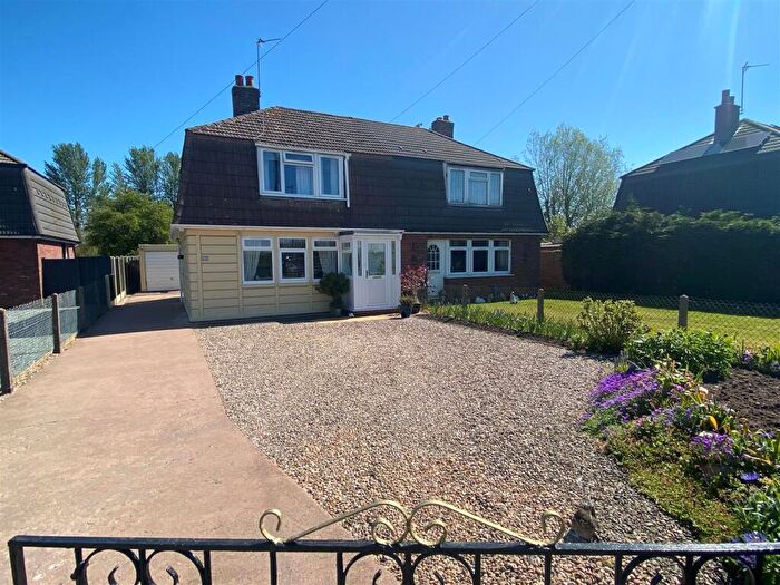 3 Bedroom Semi-Detached House For Sale In Marsh Meadows, Adbaston, ST20