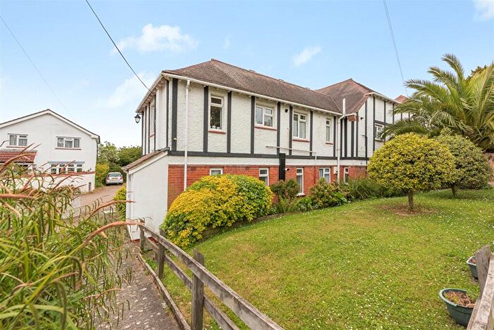 1 Bedroom Flat For Sale In Queens Road, Tankerton, Whitstable, CT5