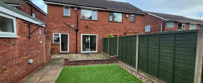 3 Bedroom Semi-Detached House To Rent In Manorford Avenue, West Bromwich, B71