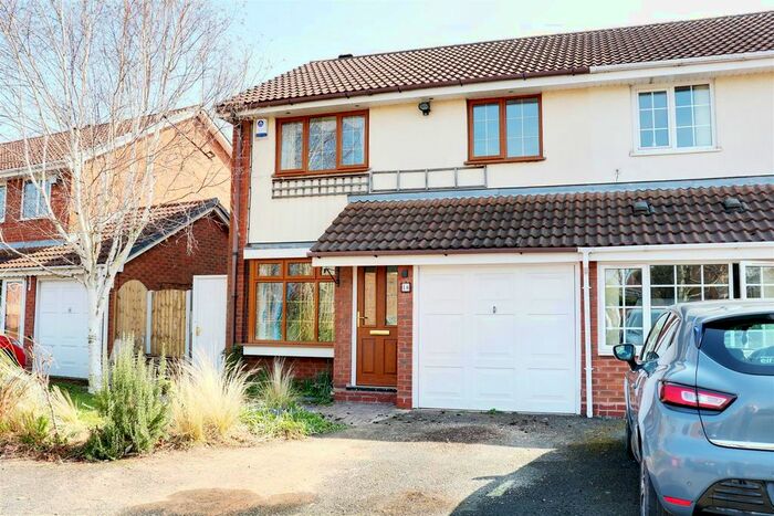 3 Bedroom Semi-Detached House To Rent In Turnstone Drive, Featherstone, Wolverhampton, WV10