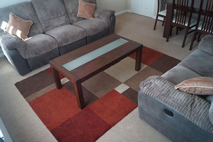 2 Bedroom Flat To Rent In Linksfield Gardens, Aberdeen, AB24