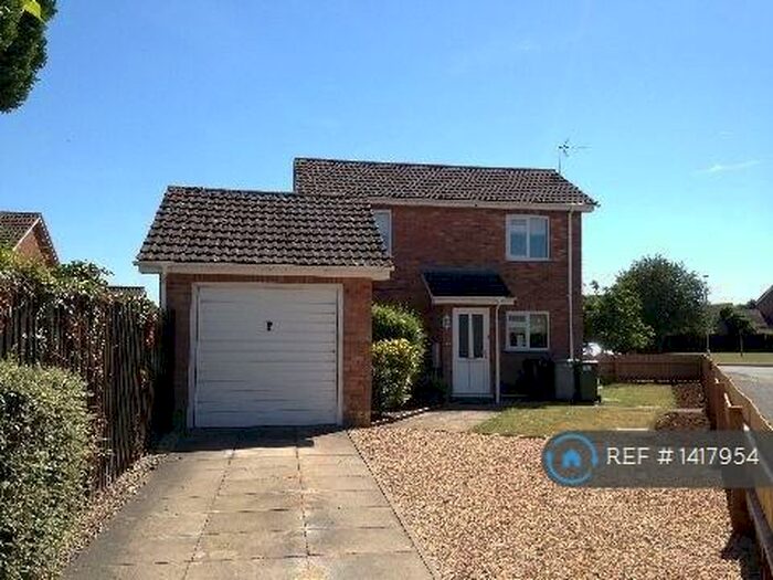 2 Bedroom Semi-Detached House To Rent In Birch Road, Stamford, PE9