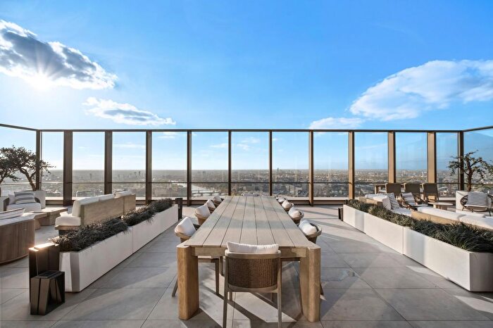 5 Bedroom Flat To Rent In Carnation Way, South Lambeth, SW8